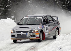 Markus Hällbo premiärvann i Mitsubishi Challenge