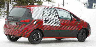Avslöjande bilder på Opel Meriva