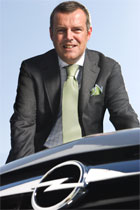 Återförsäljarna vill äga del av Opel