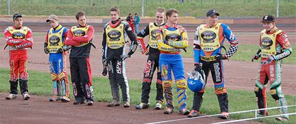 Spännande upplösning när Gnistorna tog emot Gasarna i speedway-ettan