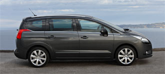 Peugeot 5008 utmanar Renaults familjebuss