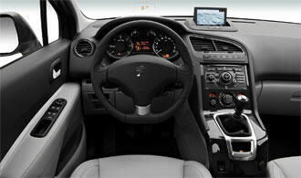 Peugeot 5008 utmanar Renaults familjebuss