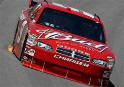 Kasey Kahne vann på Infineon Raceway