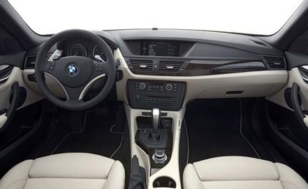 BMW X1: Officiella bilder och provkörning