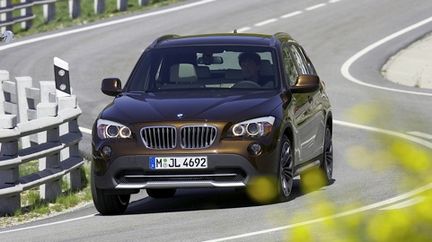 BMW X1: Officiella bilder och provkörning
