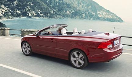 TV: Här rullar nya Volvo C70