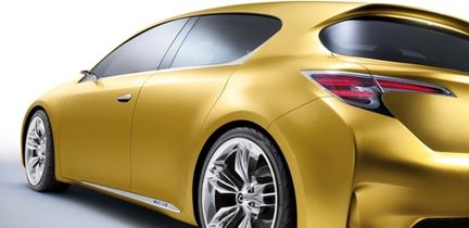 Lexus LF-Ch premiärvisas i Frankfurt