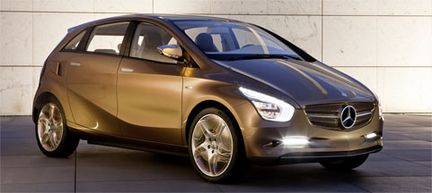 Eldriven A-klass utmanar Opel Ampera