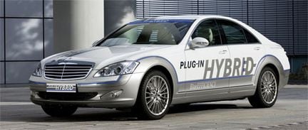 S-klass som laddhybrid drar 3,2 l/100 km