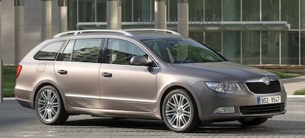 Skoda Superb Combi: Stor!
