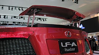 DETROIT: Lexus LF-A Roadster!