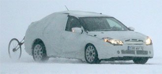 SPION: Laguna som sedan och coupé