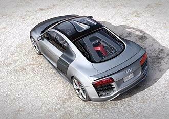 BILD-FROSSERI: Audi R8 V12 TDI
