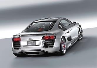 BILD-FROSSERI: Audi R8 V12 TDI