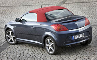 Plåttak av tyg från Opel