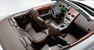 Aston Martin visar uppdaterad DB9