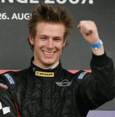 Jocke Mangs kör full säsong i Porsche Mobil 1 Supercup