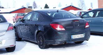 Opel bjuder på ny tjuvtitt av Insignia