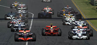 Hamilton segrade i F1-premiären