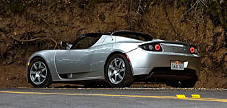 PROVKÖRD: Världens tuffaste elbil - Tesla Roadster!