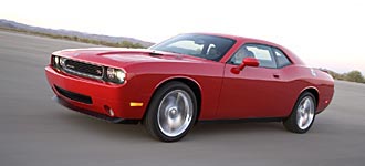 Dodge visar Challenger R/T och SE