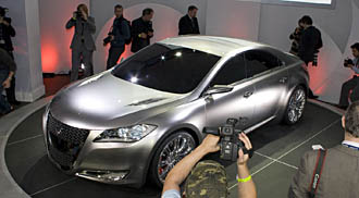 Suzuki Kizashi 3 säger - flytta på dig!