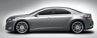 Suzuki Kizashi 3 säger - flytta på dig!