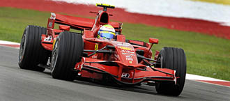 Dubbelt Ferrari i topp på F1-kvalet