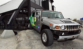 Alla Hummer ska bli E85-anpassade