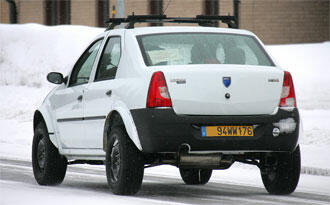Dacia testkör ny suv i Sverige