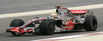 Dubbeltriumf för Ferrari i Bahrain