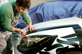 Opel tar egna spionbilder!