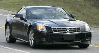 Nya Cadillac XLR helt omaskerad