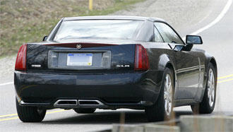 Nya Cadillac XLR helt omaskerad