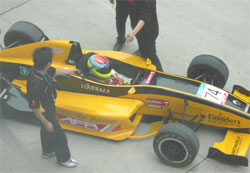 Dubbelseger för Felix Rosenqvist i asiatiska Formel Renault