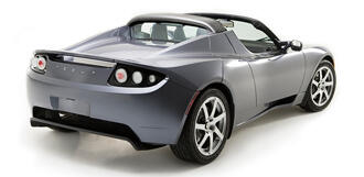 Tesla öppnar butik - men väntelistan är lång