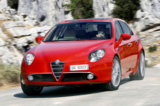 Alfachef bekräftar suv till 2010