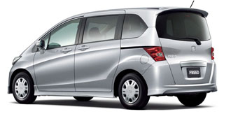 Honda Freed - liten minibuss för 8