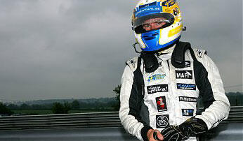 F3: Svensk avancerar i England