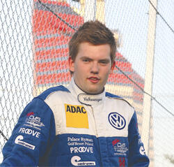 Andreas Simonsen tar över Kristofferssons Audi A4 i Göteborg