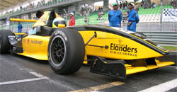 Felix Rosenqvist har greppet i Formula Asia 2,0 inför hösten