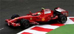Felipe Massa förde Ferrari till seger i Valencia