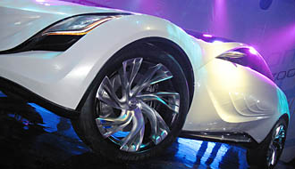 Direkt från Moskva - Mazda Kazamai crossover