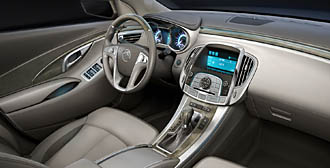 Smakprov på Buick Invicta - brorsa till 9-5