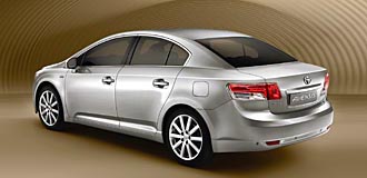 PARIS: Fler bilder på nya Toyota Avensis - även kombi