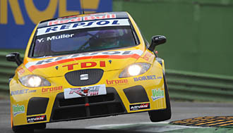 WTCC: Rydell håller VM-hoppet vid liv