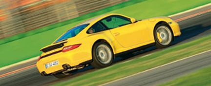 PROVKÖRD: Porsche på tvären