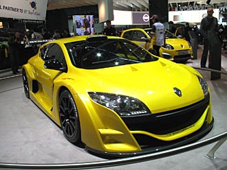 PARIS: Renault Mégane Coupe Trophy - bara för race