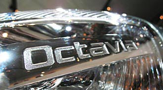 PARIS: Premiär för ansiktslyft Skoda Octavia