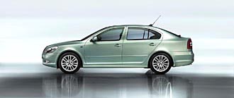 PARIS: Premiär för ansiktslyft Skoda Octavia